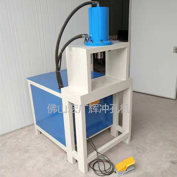 佛山市宏廣輝機(jī)械廠不銹鋼防盜網(wǎng)沖孔機(jī),圓管沖弧機(jī),樓梯扶手坡口機(jī)