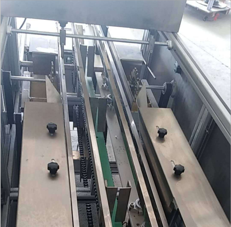 泉州泰成機械有限公司 封盒機 熱熔膠封盒機 封盒機公司