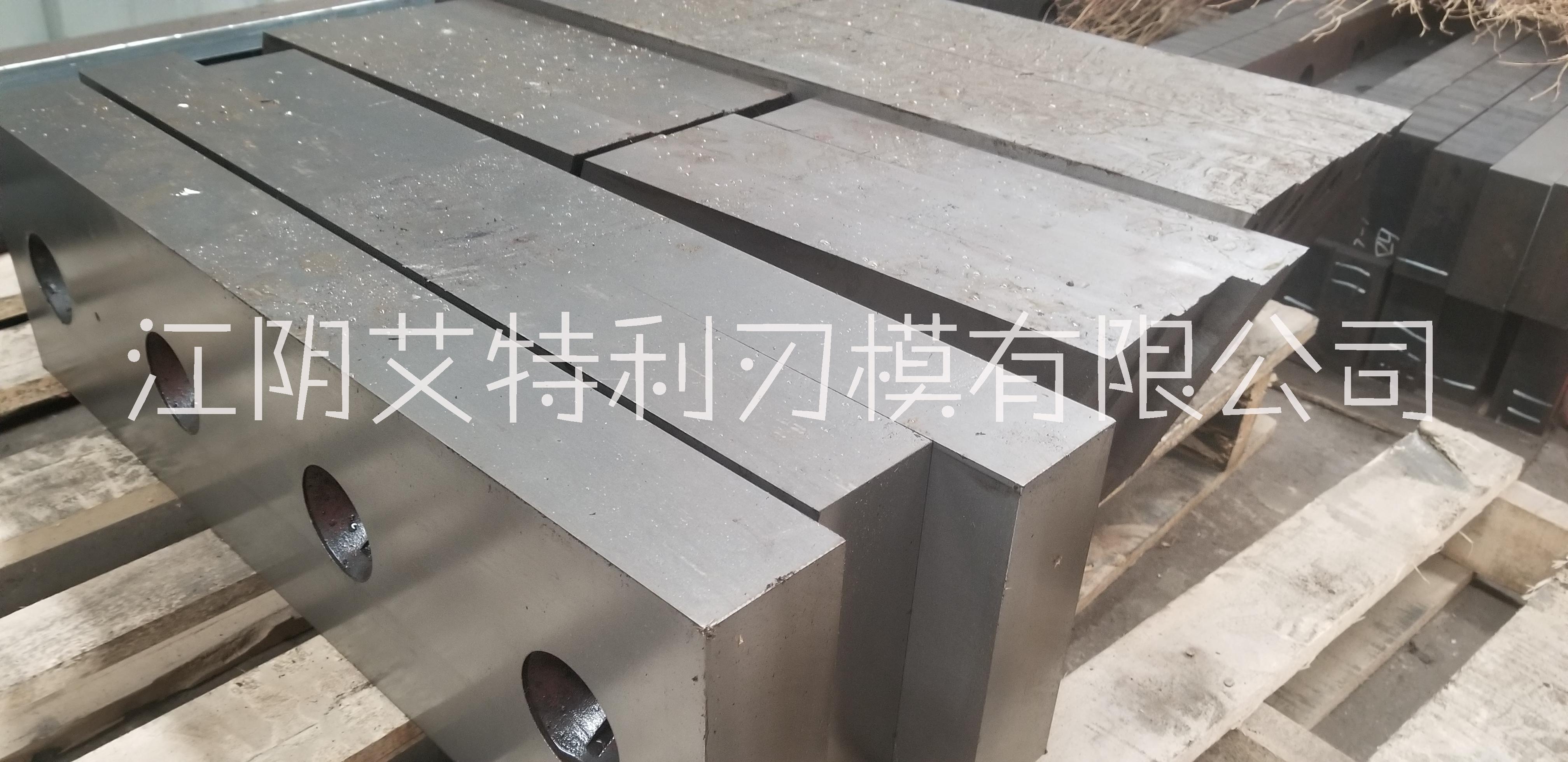 天津華宏剪切機(jī)*、高德箱式剪切機(jī)*、龍門(mén)*片、鱷魚(yú)*片、虎頭*片