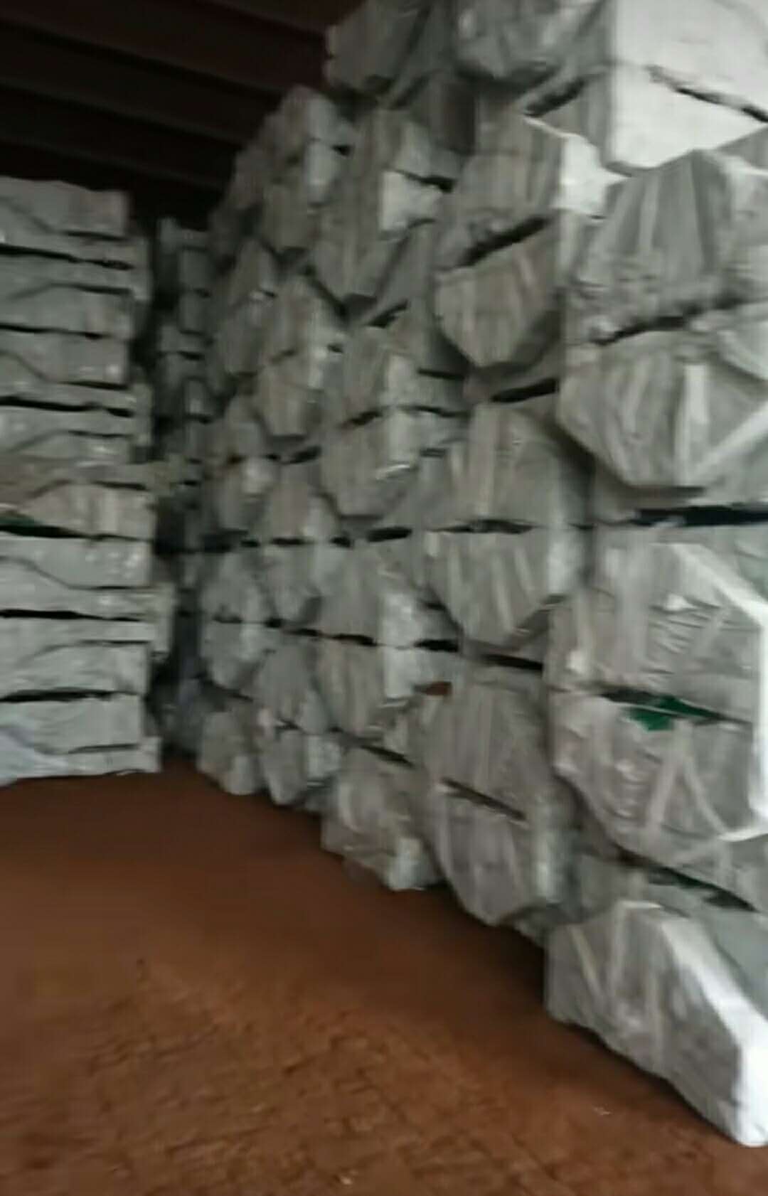 籃球架，地埋籃球架，移動(dòng)籃球架，液壓籃球架，籃球架價(jià)格，籃球架廠家報(bào)價(jià)