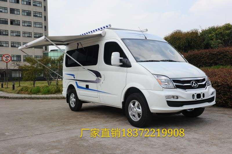 上氣大通長軸高頂房車