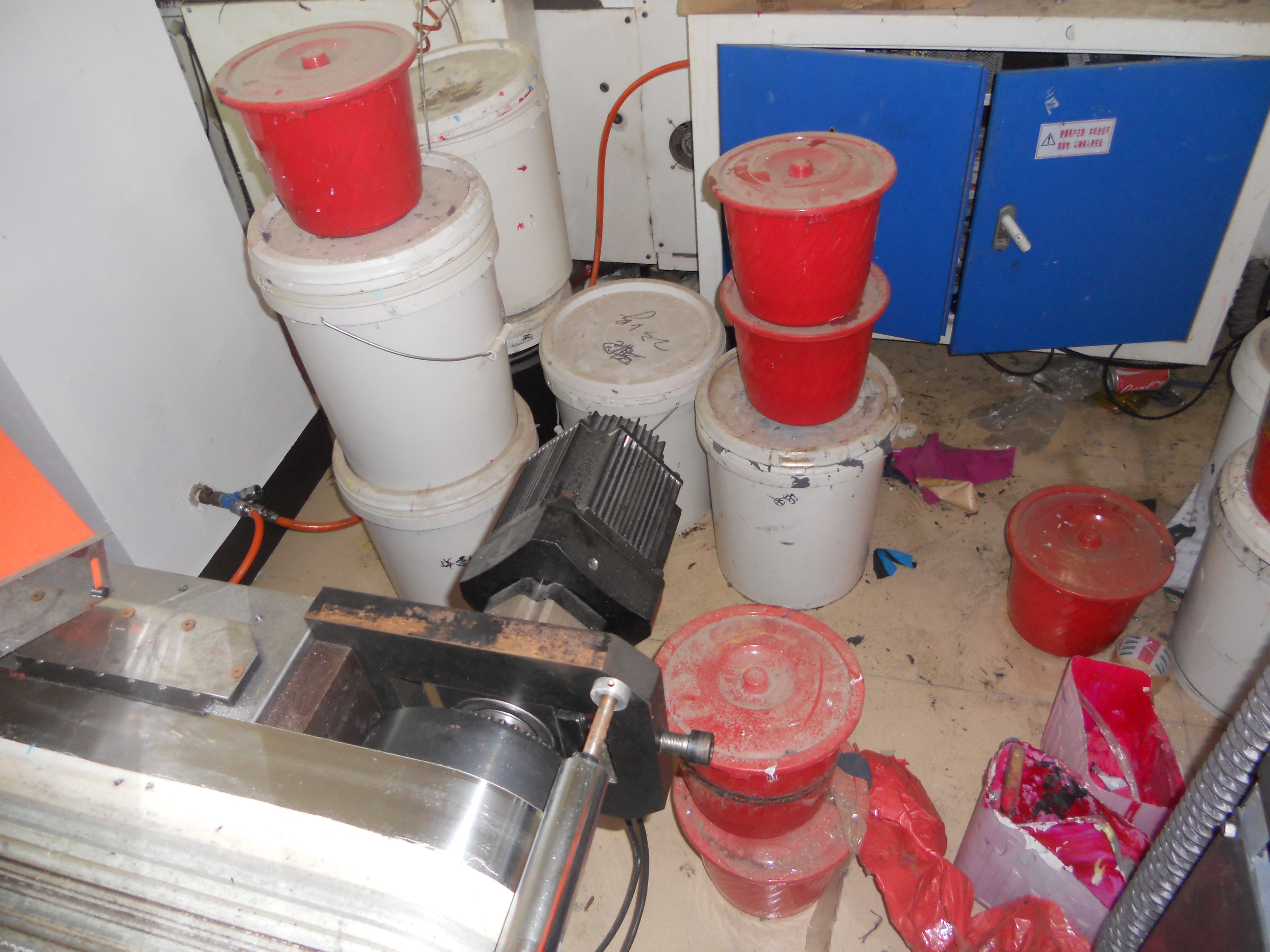 卷筒式絲網(wǎng)商標機 絲網(wǎng)商標機