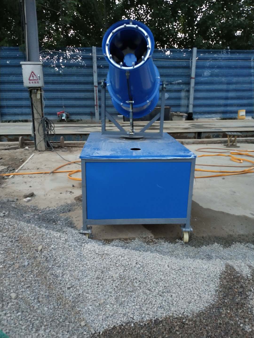 風(fēng)送式噴霧機(jī)銷售