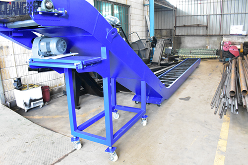 排屑機廠家--排削機生產(chǎn)線--鏈板刮板排屑機