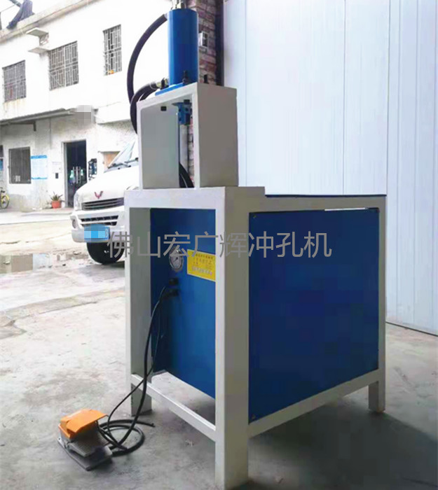 宏廣輝k1-80缸2.2千瓦電機(jī)樓梯扶手坡口機(jī) 角鐵沖孔機(jī)鍍鋅管打眼機(jī)