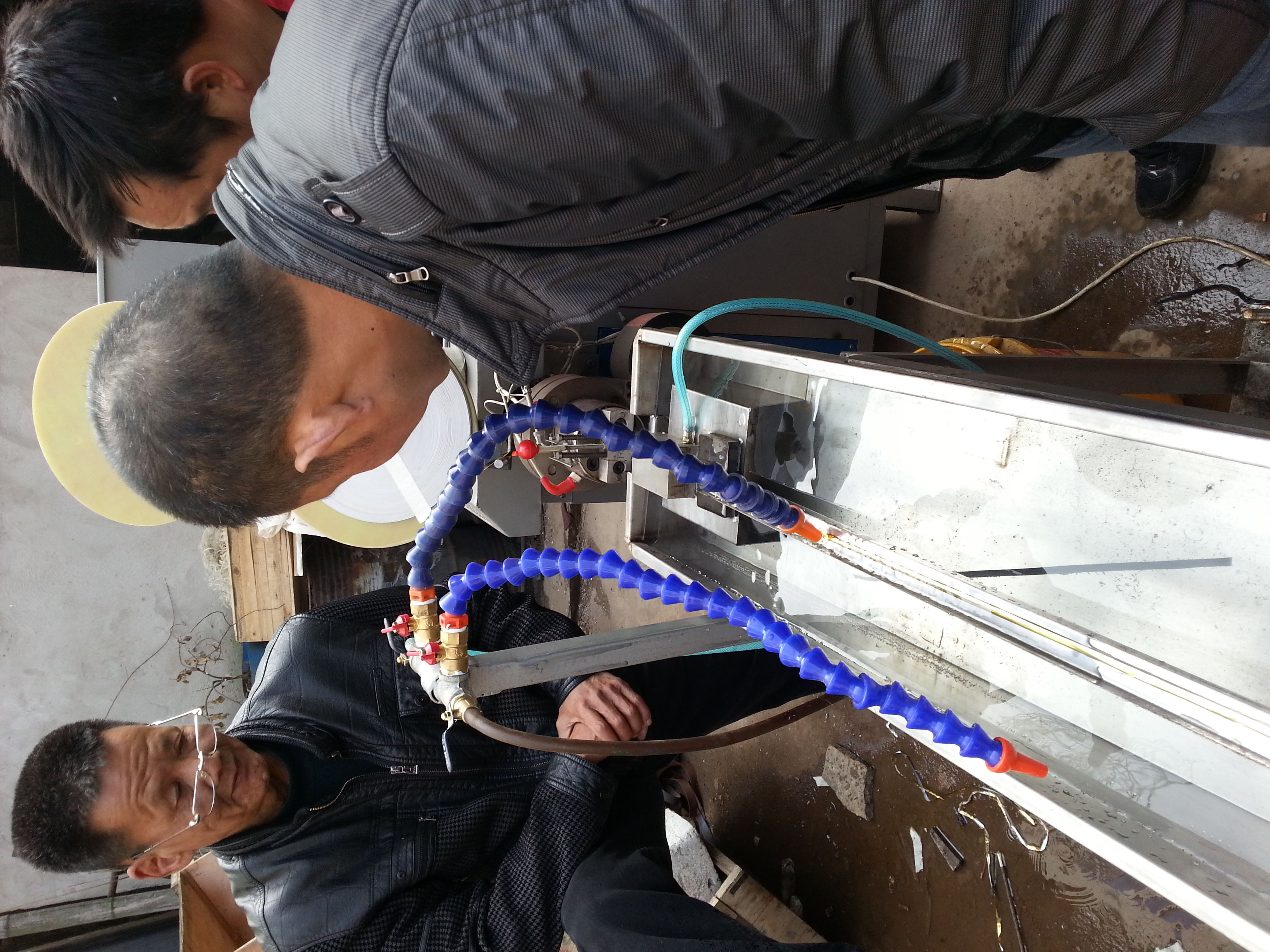 鐳射裝飾條擠出機(jī) 條擠出機(jī)