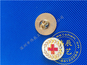 廣東金屬logo章定制，西服佩戴logo生產(chǎn)，烤漆創(chuàng)意徽標(biāo)生產(chǎn)