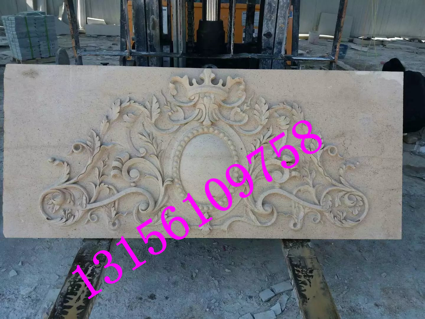 供應(yīng)多功能電腦石材雕刻機(jī)濟(jì)南雕刻機(jī)廠