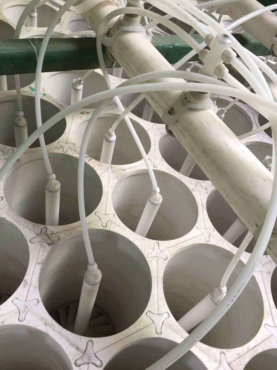 *管束除霧器的特點及應用優(yōu)勢