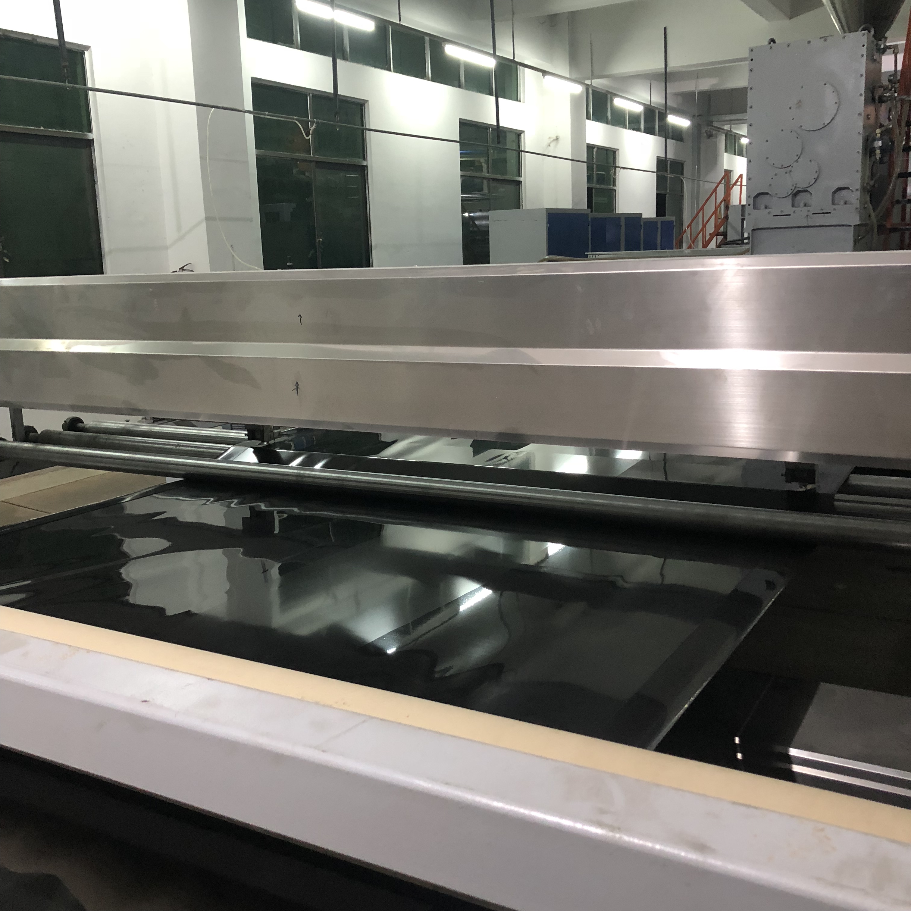 東莞土工膜廠家批發(fā) 魚塘防滲膜垃圾填埋場防滲膜