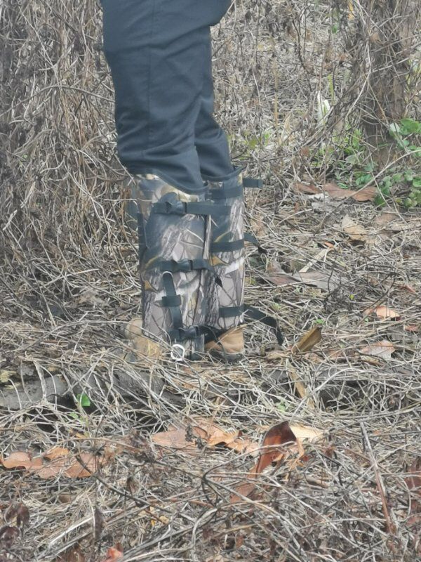 防蛇護(hù)腿在野外是很好的防蛇方法