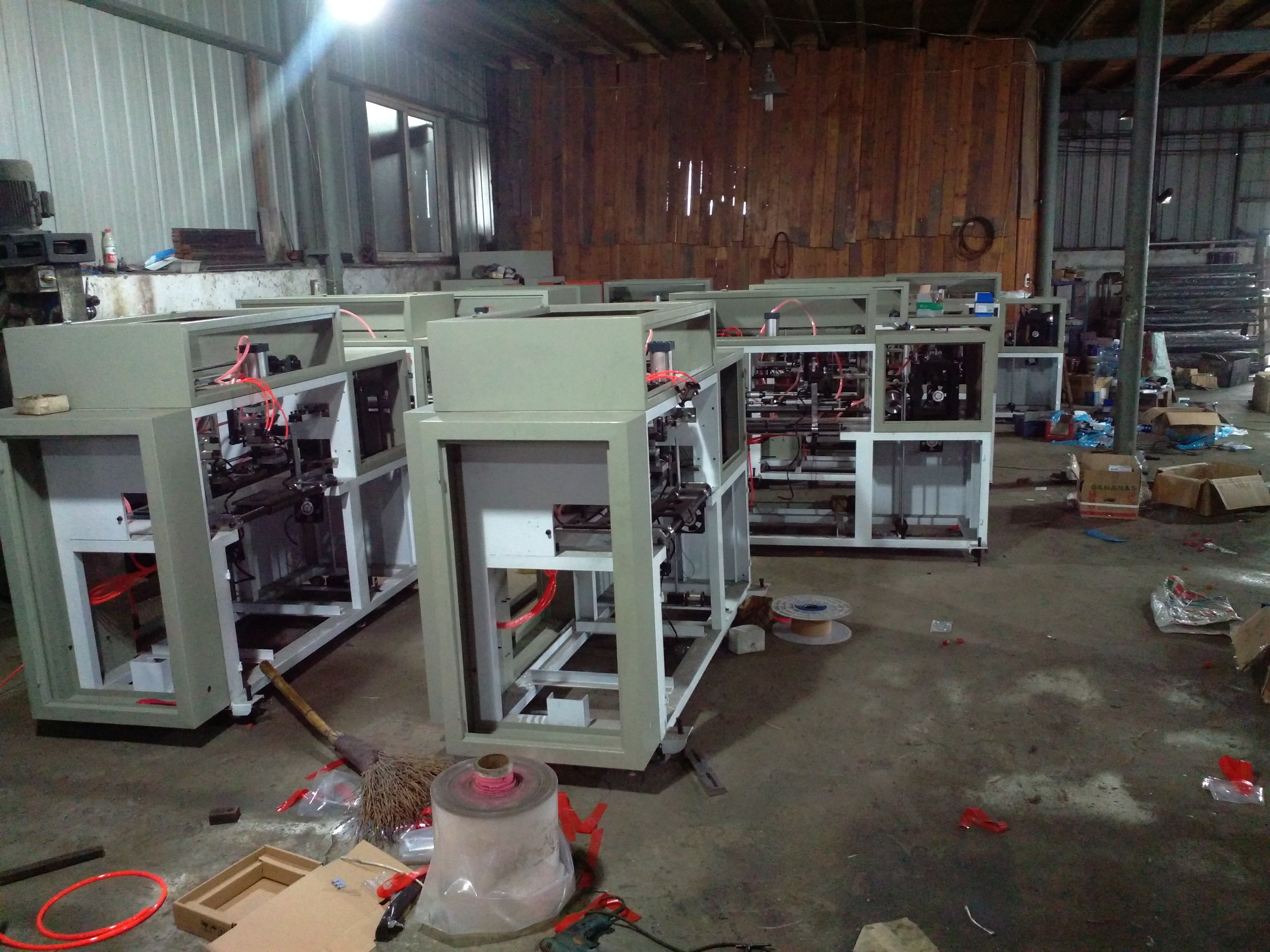 環(huán)保自動(dòng)軟式手提環(huán)制袋機(jī)  軟式手提環(huán)制袋機(jī)