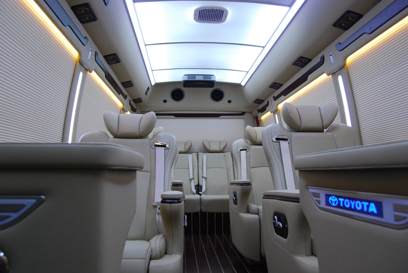 浙江杭州19款可靠的豐田考斯特12座改裝廠價(jià)格