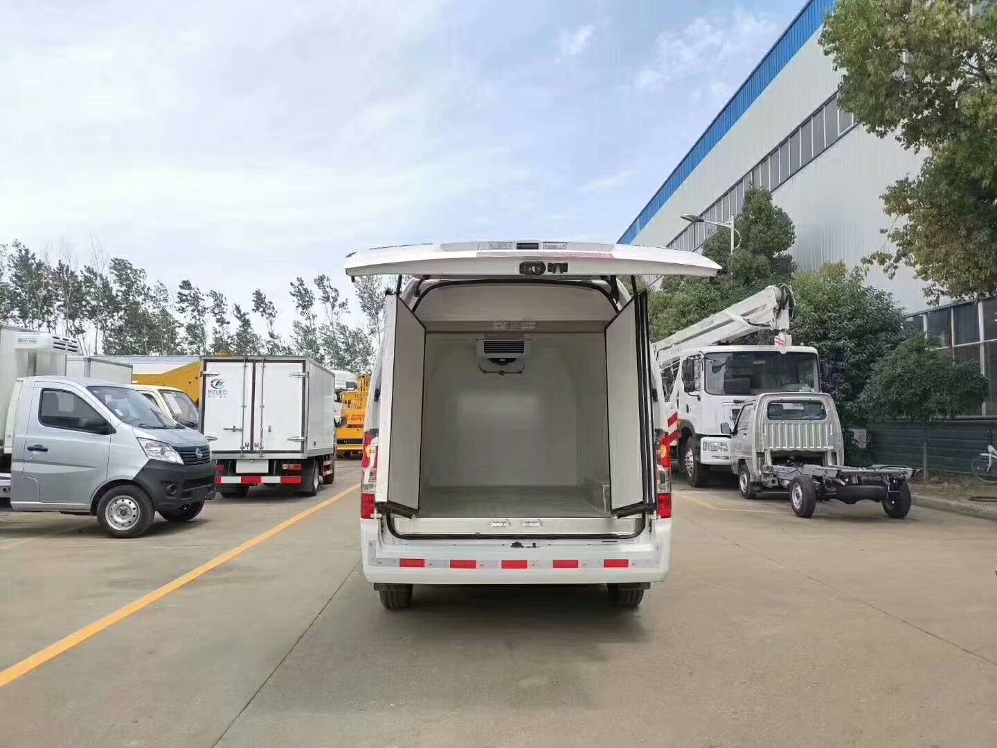 冷藏運(yùn)輸車_小型冷藏車廠家直銷