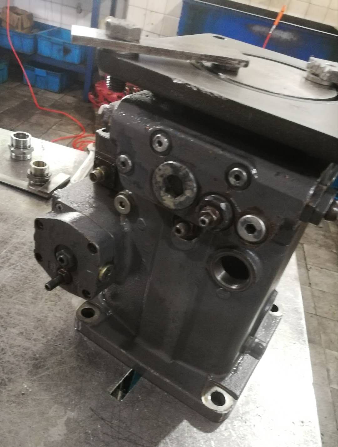 維修液壓泵 維修力士樂液壓泵A4VG180HD9MT1