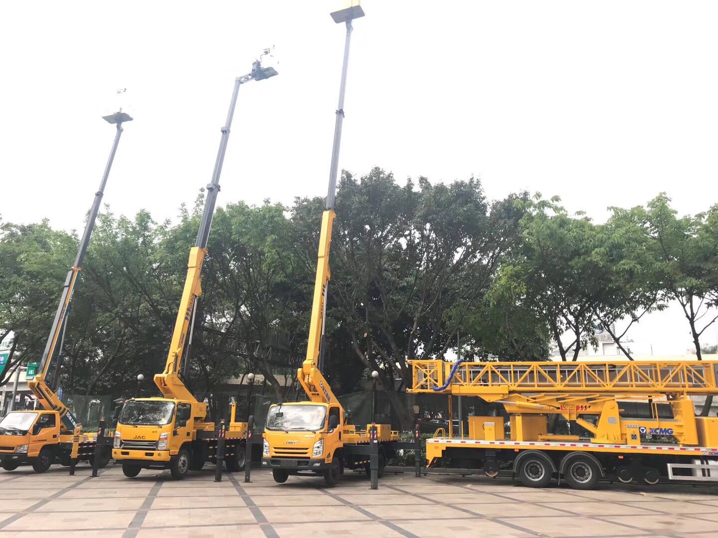 云南路燈檢修車出租 高空作業(yè)車租賃