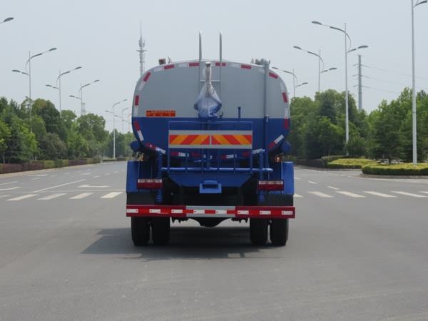 東風福瑞卡灑水車9方國五錫柴142馬力灑水車生產廠家