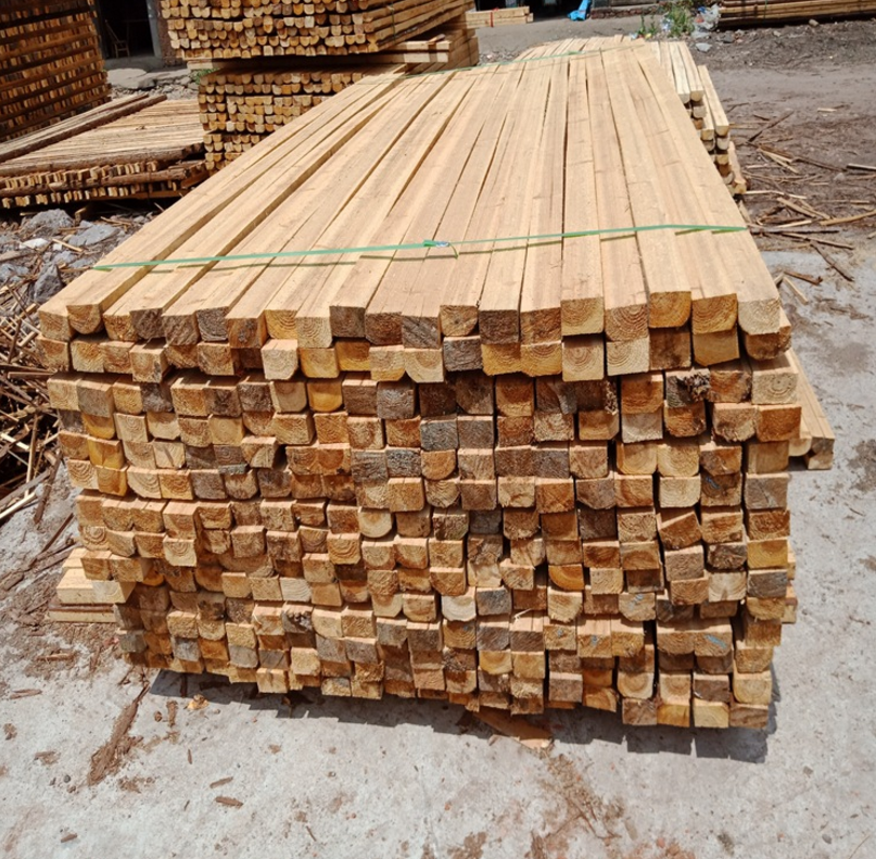 批發(fā)耐用建筑方料 杉木方料 耐磨耐腐不彎曲變形不開裂不帶皮方料