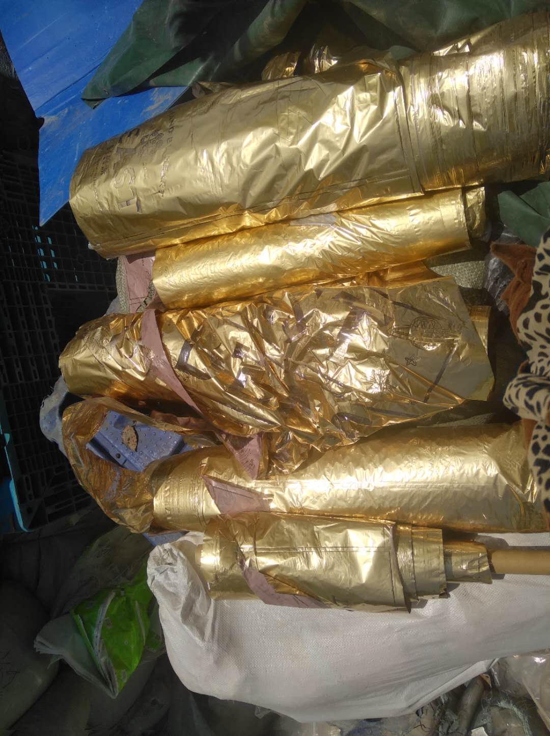 拉絲燙金紙背景墻制作