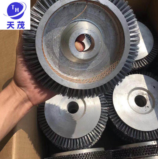 廠家直銷平行鋼絲輪 馬毛刷輪 拋光去毛刺輥刷 *