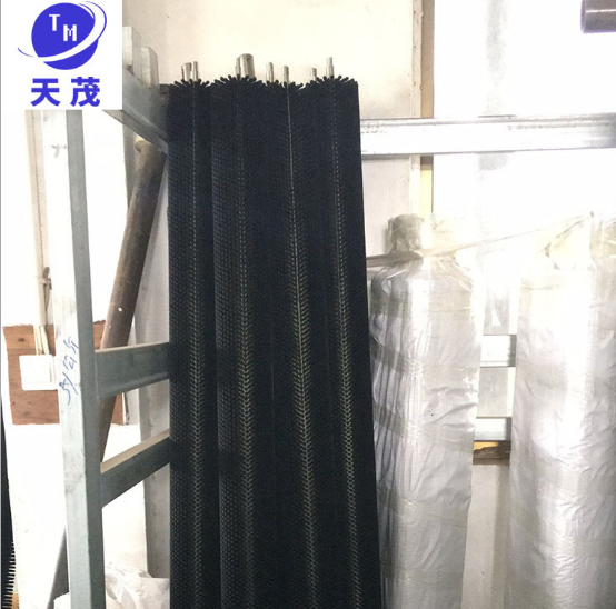 直銷尼龍輥刷 工業(yè)刷輥 鋼絲輥刷 銅絲輥刷 清洗毛刷輥
