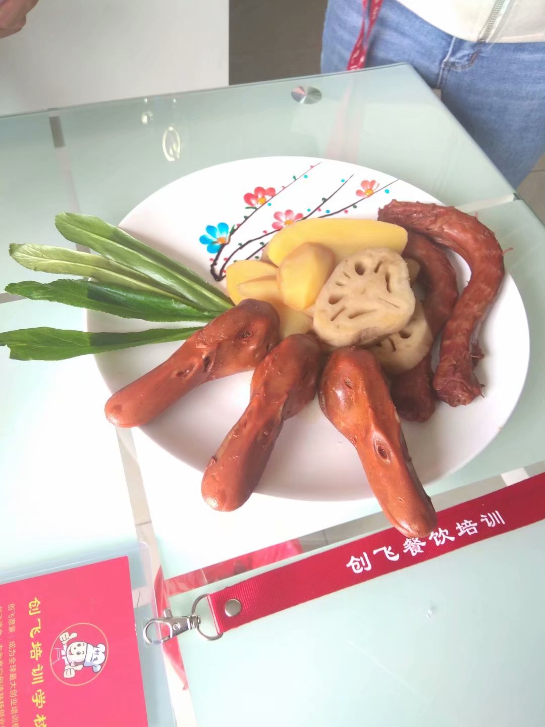 廚師烘焙師冷菜師等職業(yè)技能培訓(xùn)絕味鴨脖的培訓(xùn)