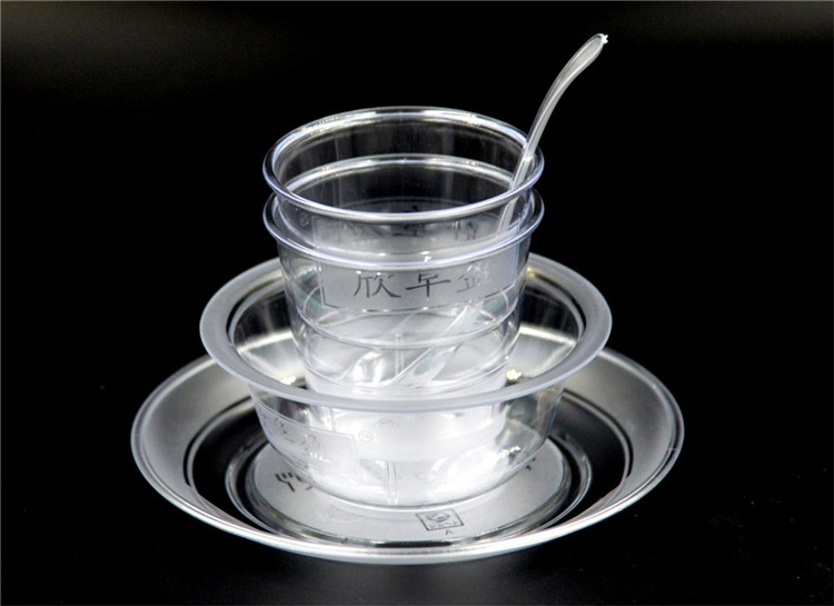 找一次性水晶餐具 欣阜盈一次性餐具 實(shí)力生產(chǎn)廠家 歡迎實(shí)地考察