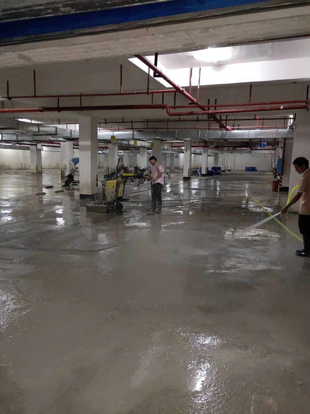 供應(yīng)衡陽金鋼砂耐磨地坪漆電話工程報價