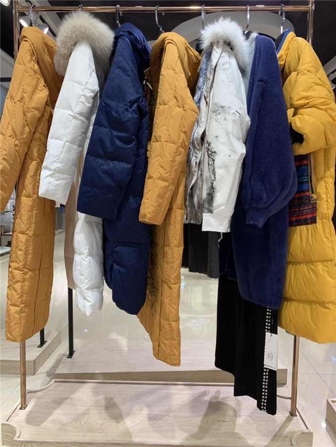 艾蜜雪品牌折扣女裝貨源廣州石井折扣公司有哪些