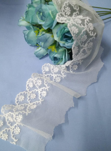 網(wǎng)布繡花條碼花邊   時(shí)尚服裝服飾刺繡花邊