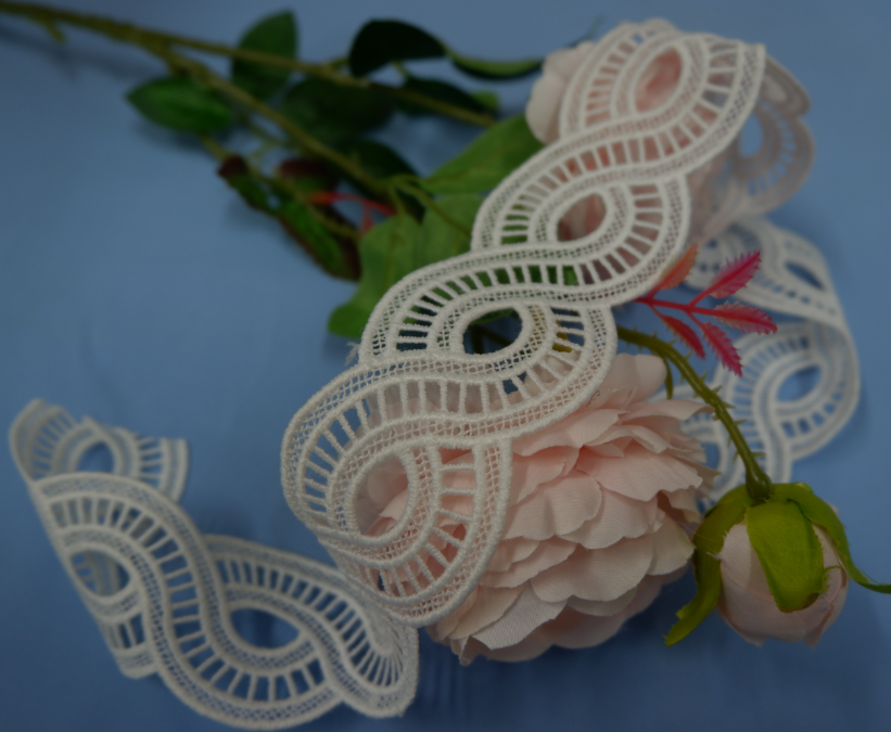 水溶牛奶絲棉線刺繡花邊條碼滿幅  刺繡花邊生產(chǎn)廠家時尚服飾花邊