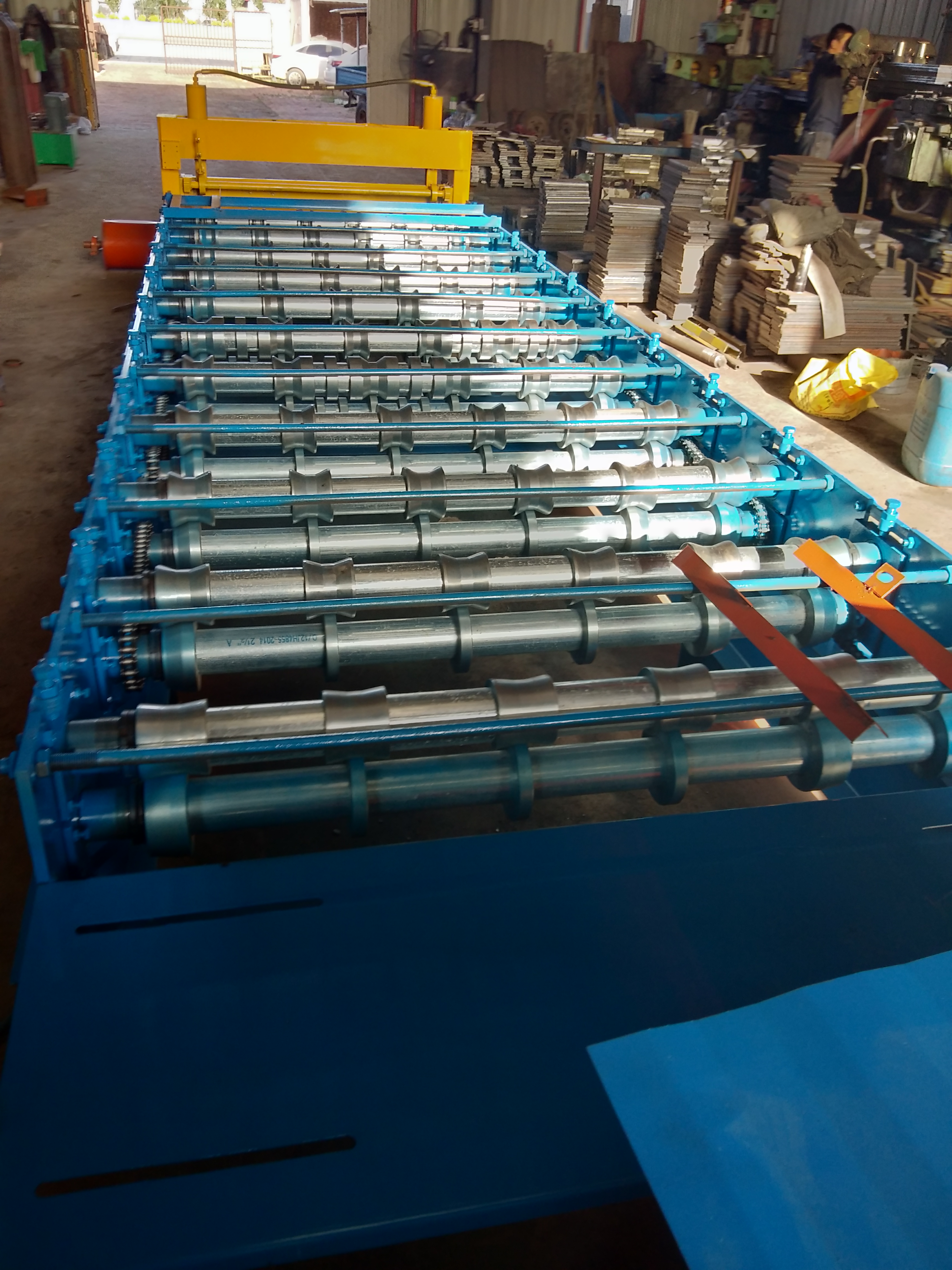 本廠專業(yè)生產(chǎn)角馳壓瓦機(jī)設(shè)備 470角馳壓瓦機(jī) 河北470角馳壓瓦機(jī) 山東470角馳壓瓦機(jī)