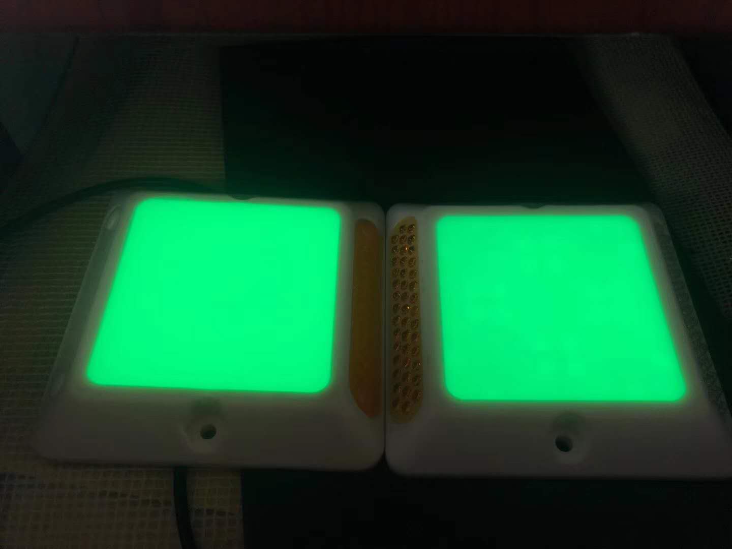 自發(fā)光道路突起標識  夜光標志