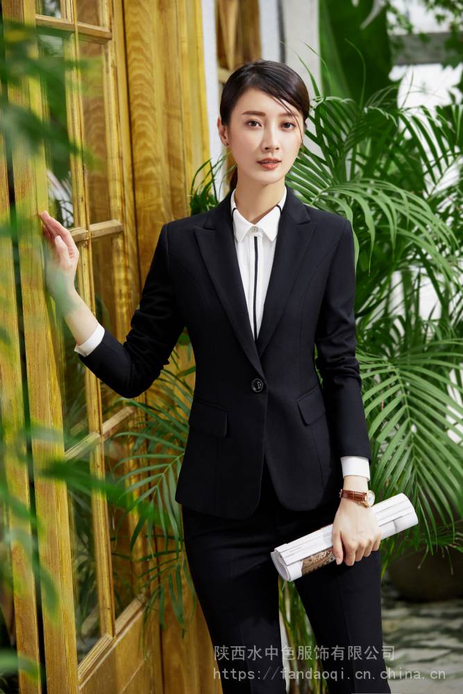 西安時尚職業(yè)裝訂做公司 “凡島奇”品牌服飾 時尚 專業(yè) 定制