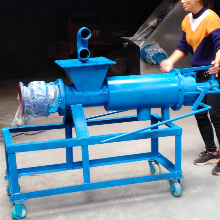 廣西梧州魯晨固液分離機 豬糞脫水機 牛糞干濕分離機廠家報價