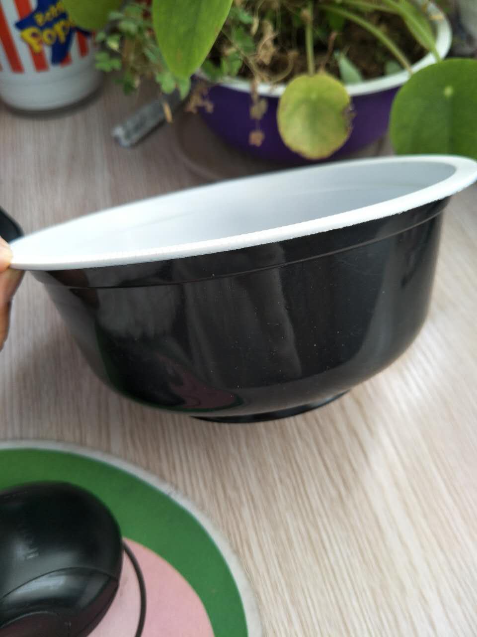 湯達(dá)人方便面塑料碗生產(chǎn)廠家  山東湯達(dá)人方便面塑料碗生產(chǎn)廠家