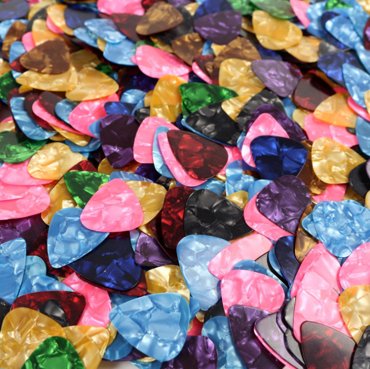 吉他配件賽璐璐吉他撥片民謠樂器配件ABS手指撥片現(xiàn)貨吉他撥片