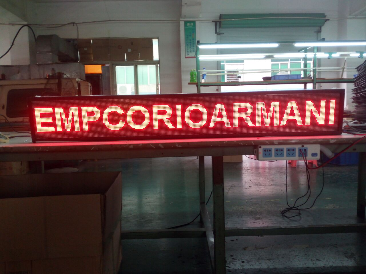 LED顯示屏室內(nèi)3.75