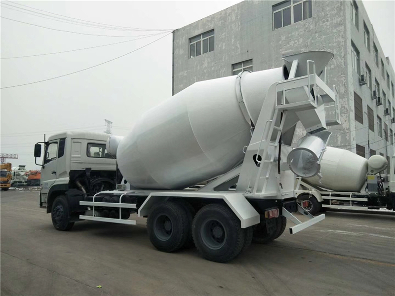 陜汽6方小攪拌車 6方罐車