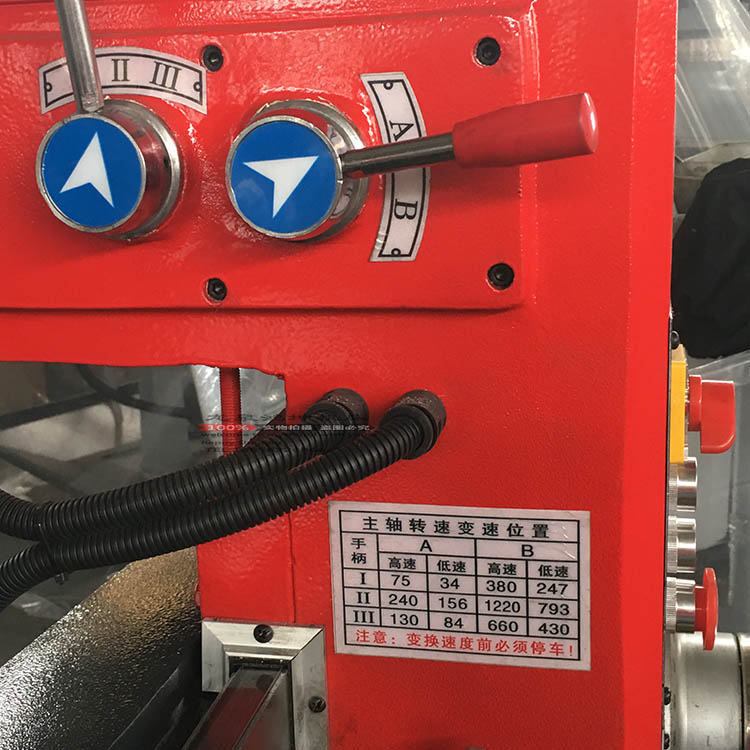 生產(chǎn)供應(yīng)搖臂鉆床 z3040搖臂鉆床 經(jīng)濟(jì)型立式鉆孔機(jī)