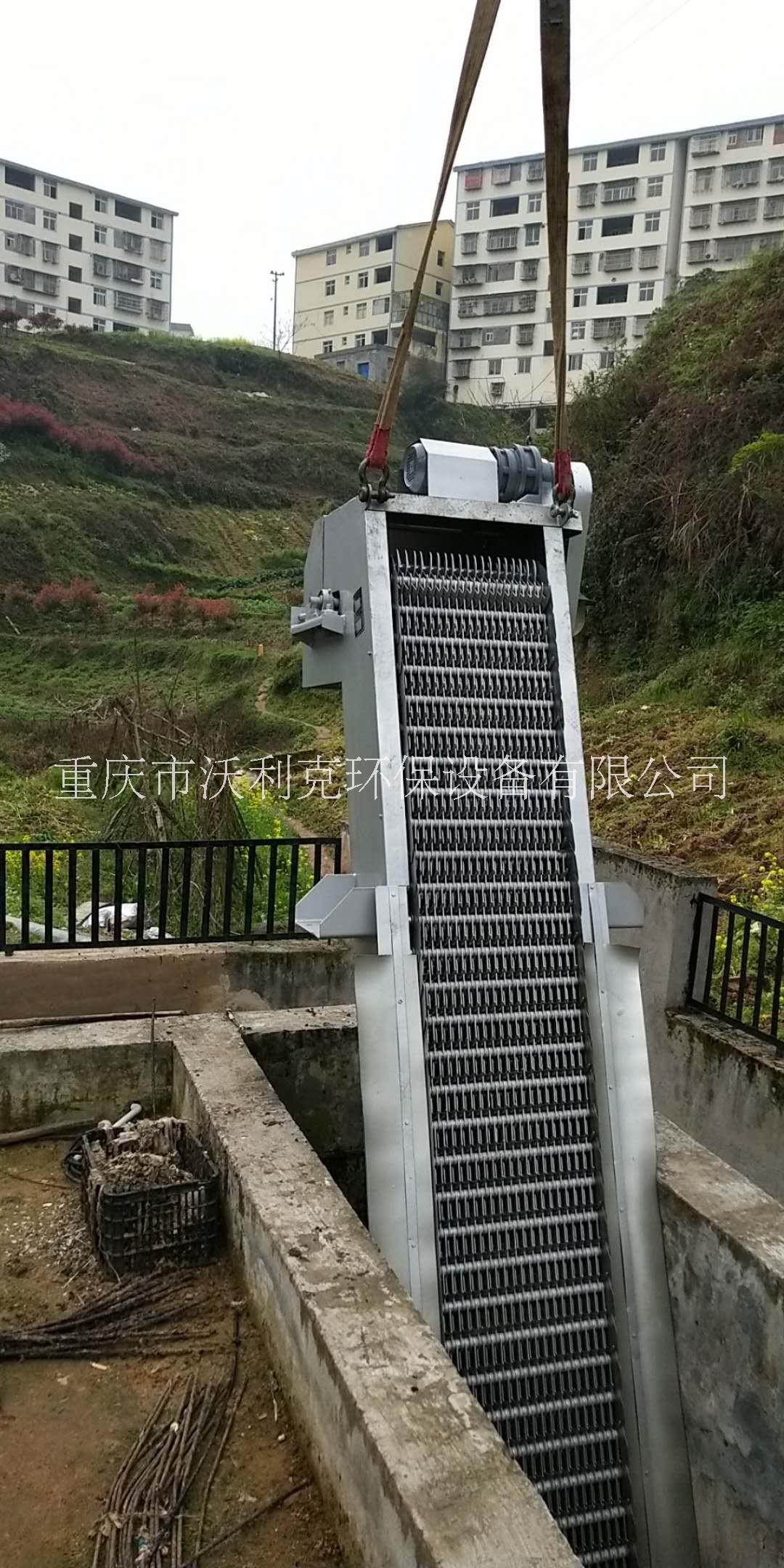 供應(yīng)回轉(zhuǎn)式耙齒式格柵除污機  重慶格柵除污機廠家沃利克環(huán)保