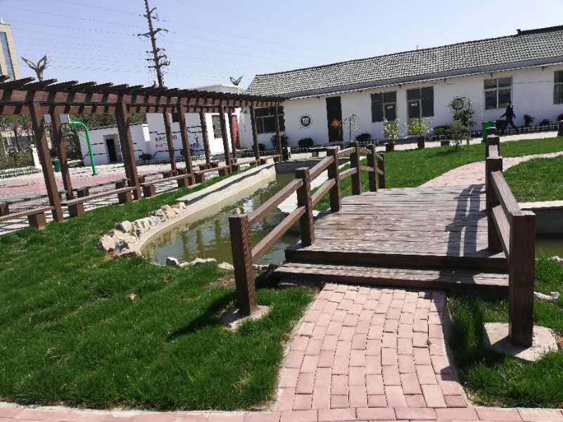 廠家直銷公園仿木欄桿 時(shí)尚美觀仿木護(hù)欄 質(zhì)量保障量大從優(yōu)
