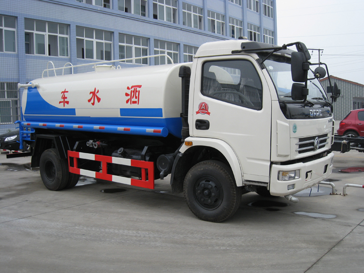 廣東深圳東風(fēng)多利卡5噸灑水車多少一輛 廠家直銷