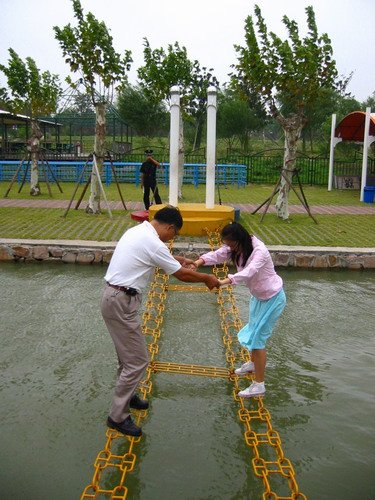 水上拓展設(shè)備廠家-水上拓展專(zhuān)業(yè)安裝