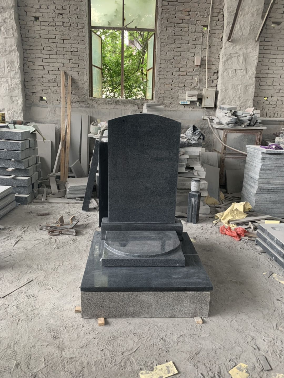 簡(jiǎn)單墓廠家直銷(xiāo)批發(fā)