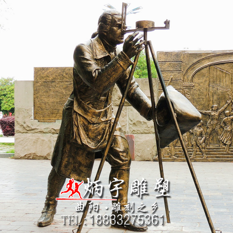 鐵路工程師雕塑人物銅雕鑄造廠 船錨雕塑 古代愛情主題人物雕塑 拉黃包車人物雕塑 車夫拉人力車雕塑 玻璃鋼仿銅雕塑