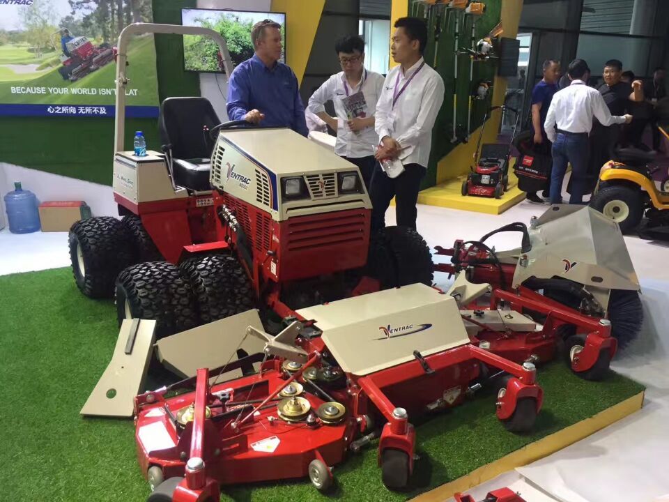 坐騎式割草機(jī)，湖北坐騎式割草機(jī)生產(chǎn)廠家，坐騎式割草機(jī)批發(fā)