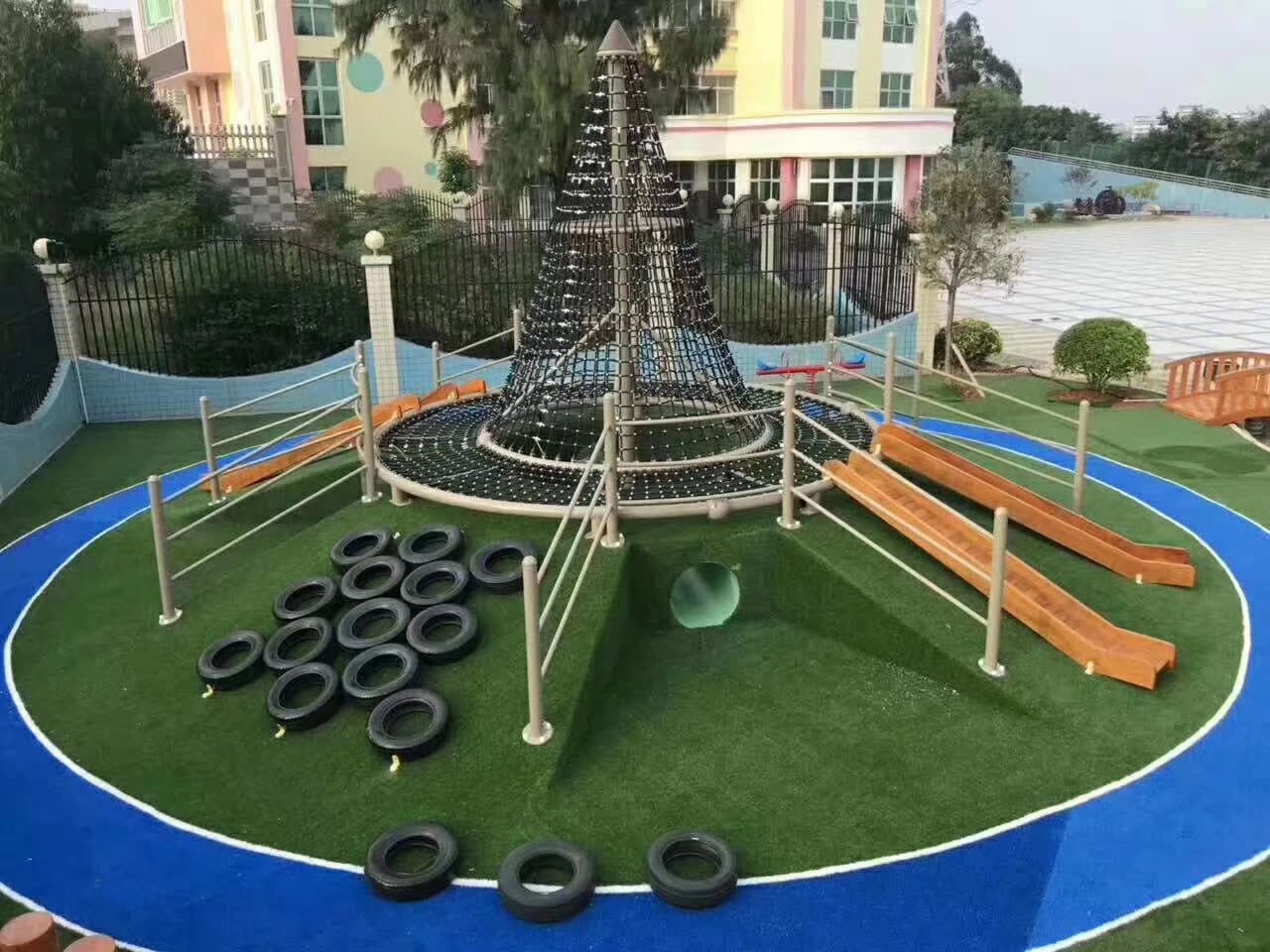 小博士滑梯廠家定做戶外木質(zhì)組合滑梯 幼兒園組合滑梯 多功能滑梯