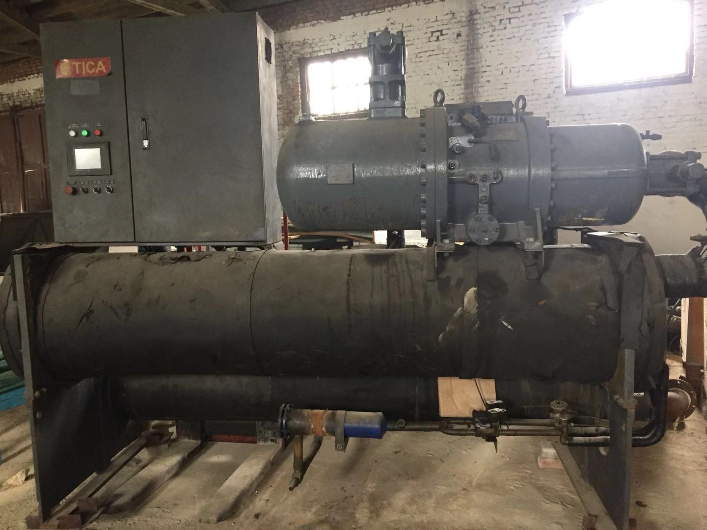 水源螺桿熱泵機(jī)組  二手水源螺桿熱泵機(jī)組   八成新