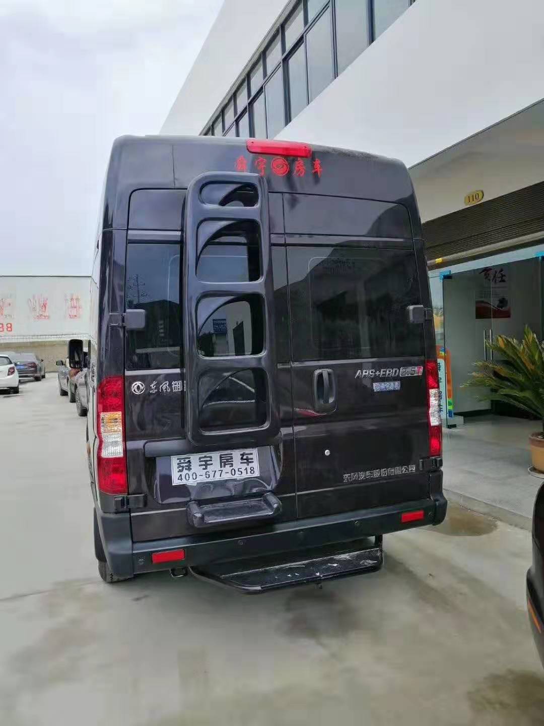 昨天下線的 ---東風御風B房車